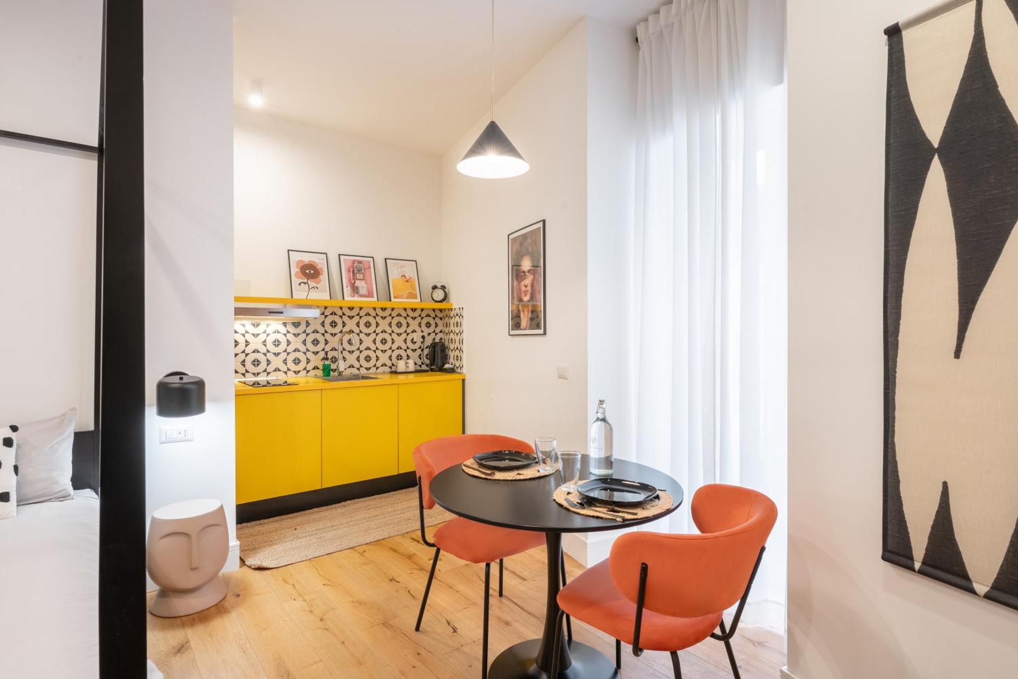The Idyll Boutique - In Napoli's Spanish Quarters *